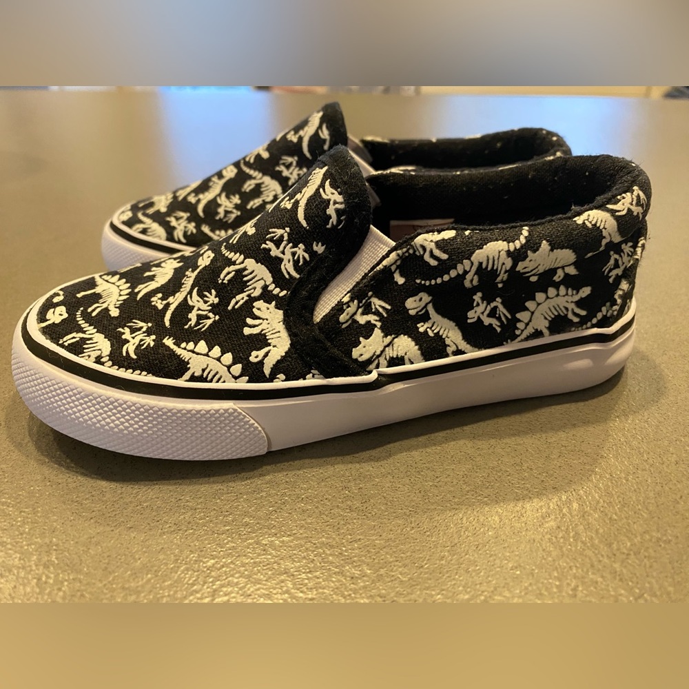 Tommy Bahama Toddler Boy glow in the dark slip-on sneakers.
